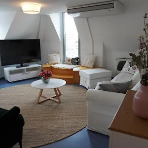  Apartment City Apartement Im Herzen Der Stadt