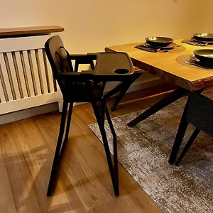  Apartment Main Cozy Casa Am Ringpark Free Parking